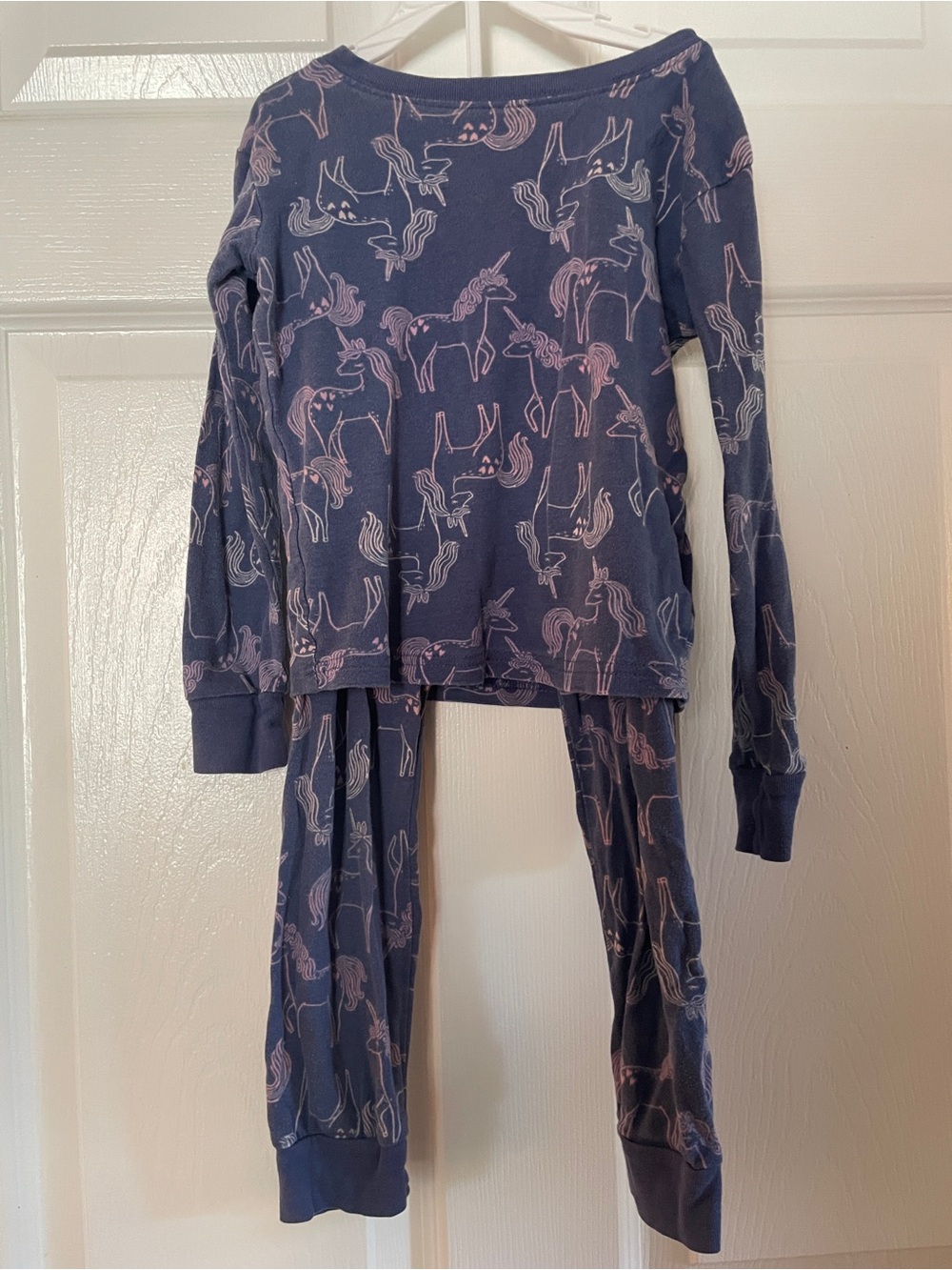 Carter’s purple and pink unicorn jammies - 5T